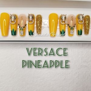 Lux Press-On Nail Set ( Coffin Shape)